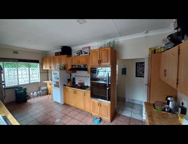 4 BEDROOM HOUSE FOR SALE IN BOOYSENS